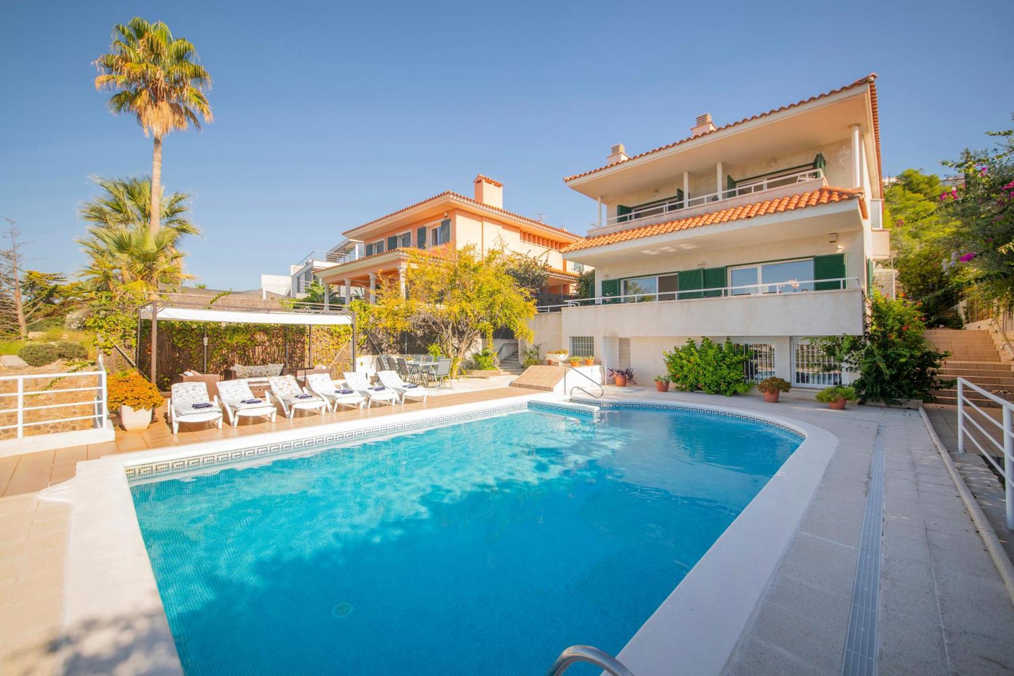 Villa Bali Genials Vistes Al Mar I Gran Piscina Sitges Exterior photo