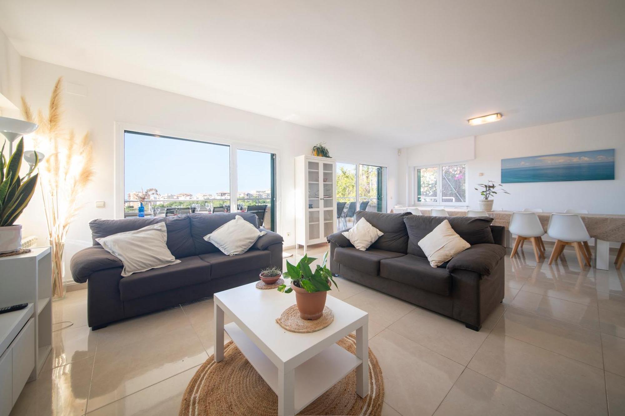 Villa Bali Genials Vistes Al Mar I Gran Piscina Sitges Exterior photo